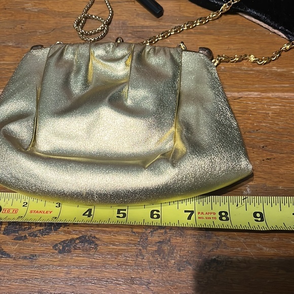 Ande’ Gold Evening Bag - Picture 7 of 8